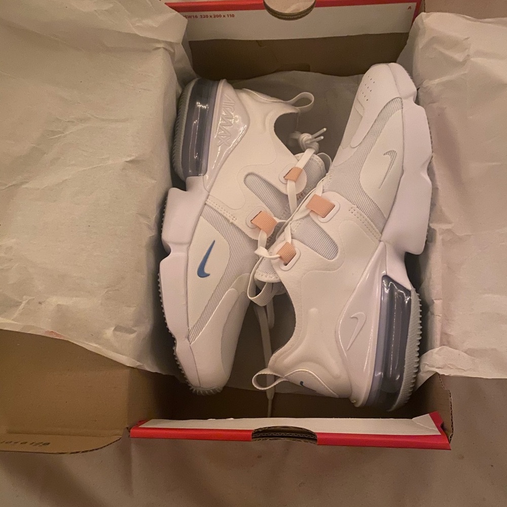 New Nike Airmax Infinity - Picture 7 of 7